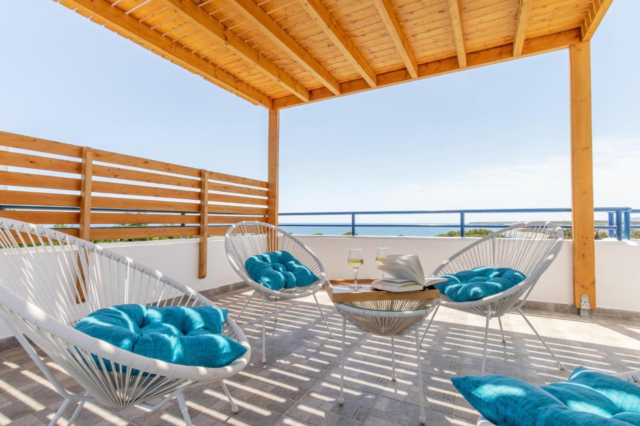 White Blue Villa Lakhania Extérieur photo
